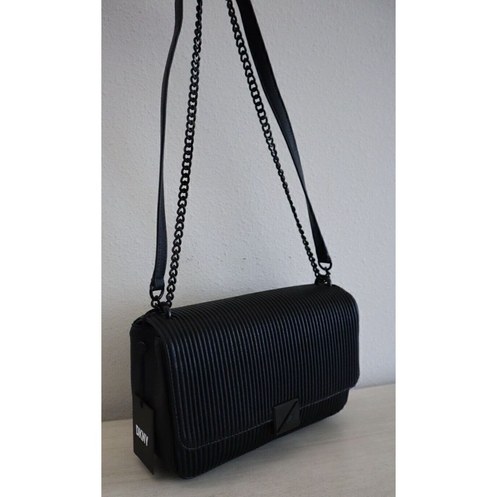 DKNY R343YA59 Women's Sz MD Black Sina Ribbed Crossbody/Shoulder Bag Purse - Picture 1 of 15